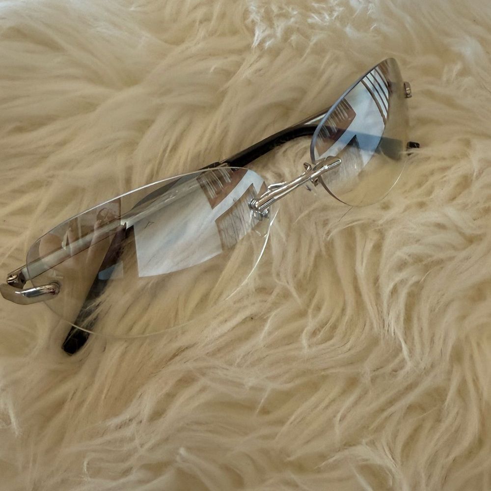 Clear glasses - Picture 3 of 5